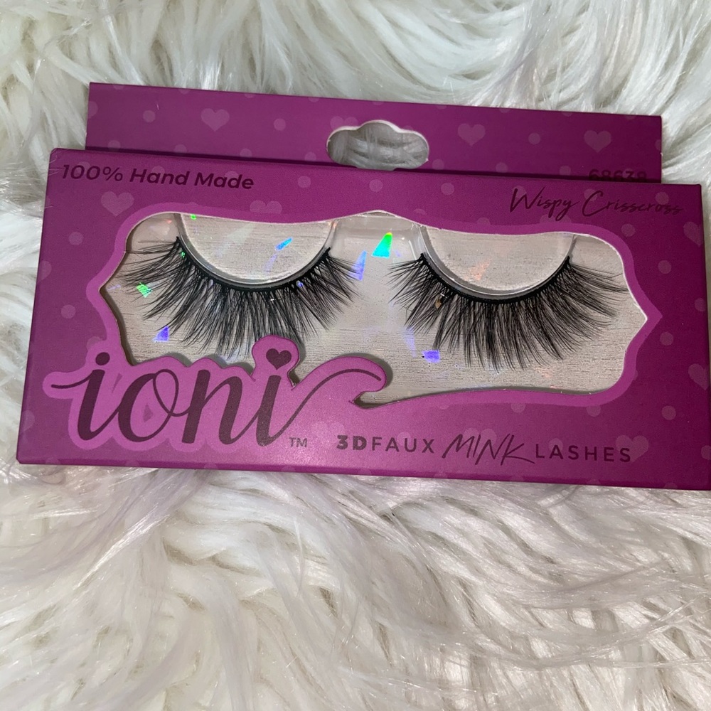 100% Handmade 3D Mink cruelty free vegan Lashes. BOGO